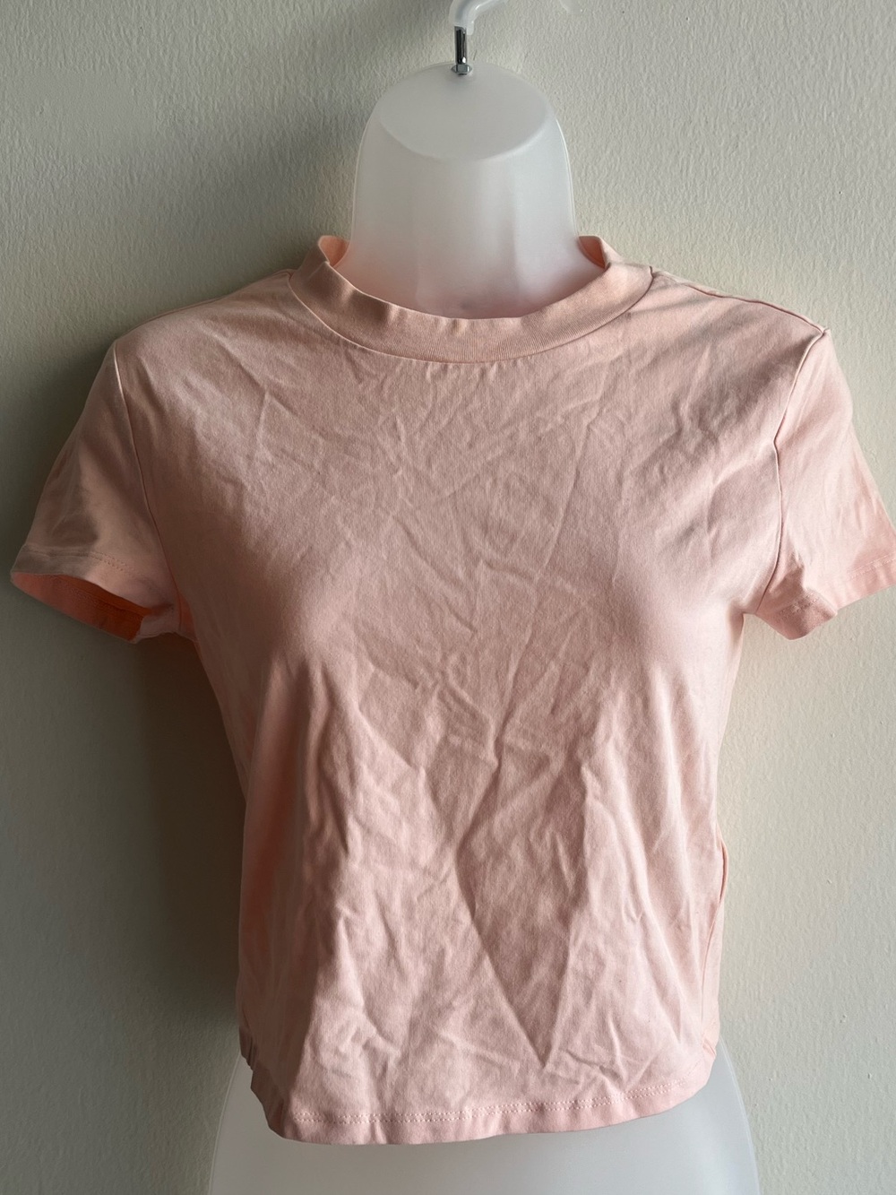 H&M Light Solid Pink Blush Crop Tee Medium